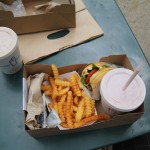 Shack Burger + franskar og shake Shack Burger + franskar og shake